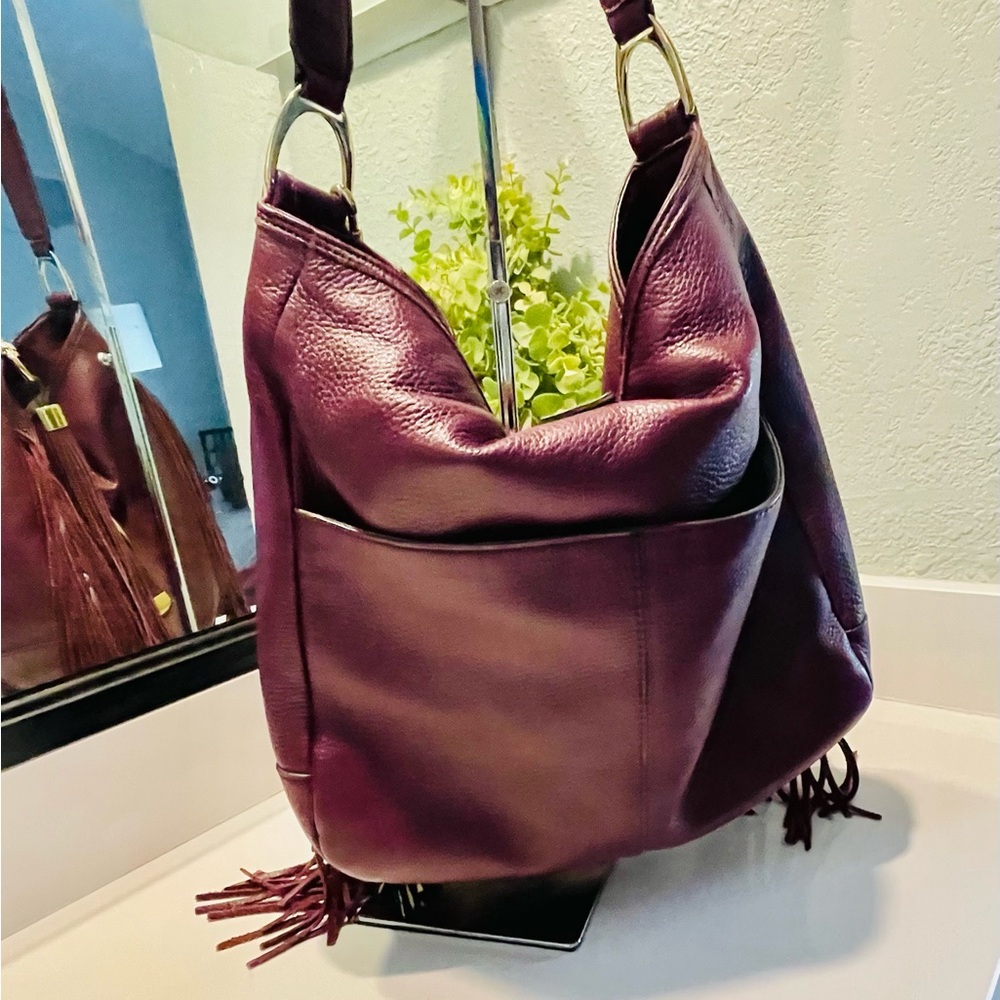G.I.L.I. Burgundy Leather Hobo Handbag With Fringes - Picture 2 of 15